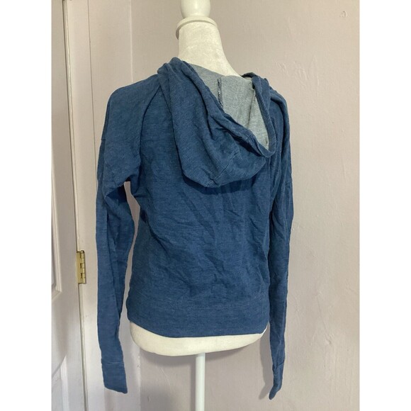 Cloth & Stone Blue Chambray Hooded Long Sleeve Sweatshirt Twist Front M - Picture 3 of 5